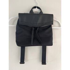 Botkier New York Trigger Backpack Classic Black Adjustable Travel Minimalist